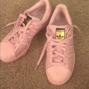 Adidas women’s size 5! Pastel pink!